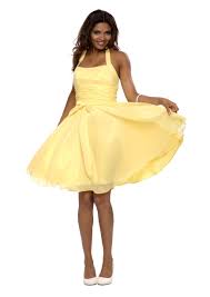 Unsere kleider zeichnen sich durch luxuriöse perlenstickereien, zarte pastellfarben und einen gekonnten mix aus perfektem schnitt und mustern aus. Elegantes Chiffon Cocktailkleid Farbe Gelb Gelbe Kleider Farben Cocktailkleid Kleider Festliches Kleid