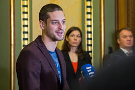 Rogán antal miniszterelnöki kabinetfőnök újranősült, megtakarítását 822 millió forintra. Ultimatumot Kapott Az Lmp Az Obaloldaltol