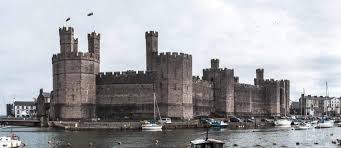 Wales' hauptstadt liegt im süden des landes und im westen der insel großbritannien. Die 10 Schonsten Burgen Schlosser Wales Burgen Und Kathedralen De