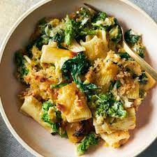 Alison Roman Made A Creamy Cheesy Spicy Baked Pasta Pasta Dishes Vegetarian Recipes Spicy Pasta