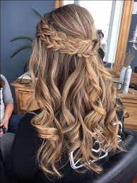 Pin By Fatima Al Basri On Penteados Down Curly Hairstyles Hair Styles Long Hair Styles