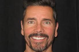 Reconstruction De Sourire