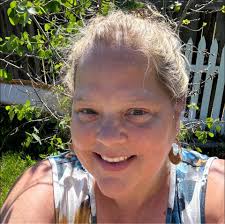 Looking for a local interior car detailing business