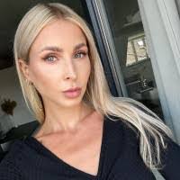 Leah Castillo's Instagram, Twitter & Facebook