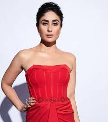 Pin By Actress In Bollywood On What S New Hot Lakme Fashion Week Kareena Kapoor Khan Fashion