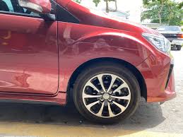 Tayar kereta yang kekurangan udara akan panas lebih cepat kerana permukaan tayar yang bersentuhan langsung dengan permukaan jalan raya. Set Rim Pilihan Ialah Monolog Kakmim