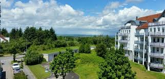 Was laupheim für alle interessenten, die gerne eine wohnung kaufen würden, so interessant macht, sind die 107 wohnungen, die hier im letzten jahr neu gebaut wurden. 2 Zimmer Wohnung Mit Balkon Ebk Und Tg Stellplatz In Laupheim In Baden Wurttemberg Laupheim Etagenwohnung Mieten Ebay Kleinanzeigen