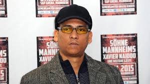 Xavier naidoo] glaub' nicht den berichten den falschen geschichten die wahrheit ist sie wollen uns vernichten schon lange hegten. Xavier Naidoo Radiosender Nimmt Ihn Wegen Songtext Aus Dem Programm