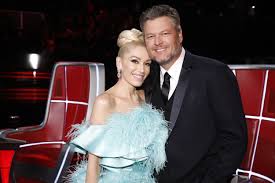 Blake shelton and gwen stefani sing a duet of nobody but you at their home for a tonight show at home performance.subscribe now to the tonight show. Blake Shelton And Gwen Stefani S Relationship Timeline