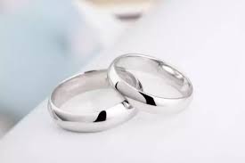 Biasanya acara tunangan memiliki tema tersendiri, mulai dari adat setempat, acara. Cod Cincin Silver Titanium Polos Pria Wanita Cincin Baja Tahan Karat Cincin Kawin B2 Cincin Tunangan Stainless Stel Cincin Couple Cincin Satuan Cincin Perak Lazada Indonesia