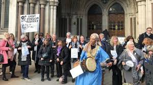 زيادة المعاشات وإعفاءات للطلبة ومنح على بطاقات التموين. Women S State Pension Changes To Get Legal Review Bbc News