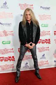 Twisted Sister Recruits Legendary Hard Rocker to Sing for Anniversary Tour