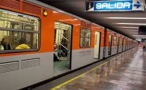 Metro CDMX ampliará una hora el servicio este 15 de septiembre; Líneas 1, 2 y 3 operarán hasta la 01:00