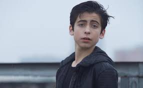 Aidan gallagher wiki, age, height weight, biography, net worth & parents info: Aidan Gallagher Age Height Girlfriend Family Bio Gay Wiki