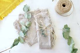 Leinenservietten Selber Machen Diy Aus Ikea Stoff Aina Ohne Nahen Bonny Und Kleid Leinenservietten Ikea Stoff Gartenparty Deko Geburtstag