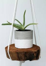 Diese 60 Diy Ideen Fur Hangende Garten Liegen Voll Im Trend Wohnideen Und Dekoration Garten Diy Gartendekoration Vertikaler Garten