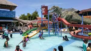 Pesona keindahan danau singkarak di sumatera barat andalas tourism. 10 Water Park Terpopuler Di Bandung Pilihan Keluarga