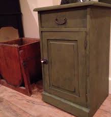 Night Table Upcycled With Ascp Graphite On Olive Annie Sloan Annie Sloan Chalk Paint Chalk Paint