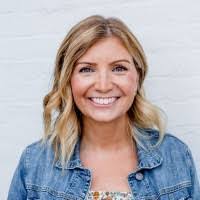 Lisa Widner's Instagram, Twitter & Facebook