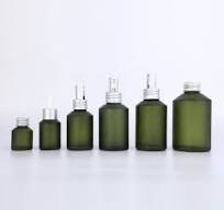 Chillys matte green glass bottle for cosmetic packing