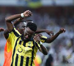 نادي الاتحاد السعودي a twitter صور من احتفالية فهد المولد واللاعبين بالهدف الثاني في لقاء الاتحاد النصر انا الاتحاد