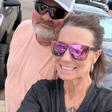 Is there a 24 hour dump truck parking near Conroe area?