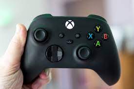 The xbox button will flash, which means it's not connected to the console yet. Der Neue Xbox Next Gen Controller Alles Was Sie Wissen Mussen