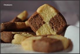 La Ronde Des Bredele Petits Sables De Noel Sables Bicolores Blog Cuisine Avec Du Chocolat Ou Thermomix Mais Pas Que Petits Sables De Noel Petits Sables Sables De Noel
