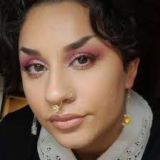 Violet Torres's Instagram, Twitter & Facebook