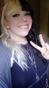 gabi wears some really cute outfits. this is one of my favorite outfits.