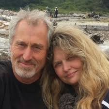 About Me — L. Marie Watercolors