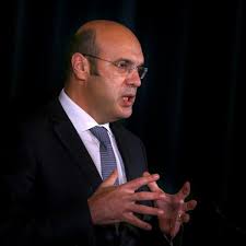 Durante a audição do ministro das finanças, o bloco de esquerda tinha questionado sobre a escolha de vítor fernandes, tendo o governante remetido a resposta para o ministro da economia. Governo Ja Tera Fechado Estrutura Do Banco De Fomento Que Contara Com 9 Administradores E 24 Diretores Banca Financas Jornal De Negocios