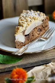 Lercker Und Einfach Birnen Schokoladenkuchen Mit Knusperstreuseln Birnen Kuchen Birnen Schoko Kuchen Und Kuchen