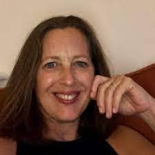 Dena Shea's Instagram, Twitter & Facebook