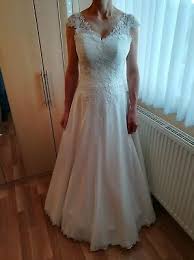 Maybe you would like to learn more about one of these? Hochzeitskleid Mit Passenden Schuhen Kleid 36 Schuhe 39 In Creme Weiss Ebay