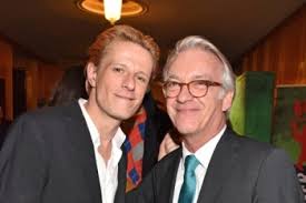 Meret war zusammen mit andreas buri bourani bei sarah kuttner zu besuch um über strenge lehrer, wutausbrüche, backpfeiffen und das töten von fliegen zu reden. B Z Kulturpreis Mit Paula Beer Beateaks Anne Sophie Mutter Meret Becker