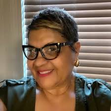 Congratulations to Katie Watts of Baker High, who was crowned Miss Alabama  Teen USA this weekend in Auburn. Katie is a freshman who is involved in  competitive dance. As Miss Mobile Teen