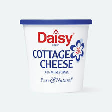 It's an excellent source of. Home Daisy Brand Sour Cream Cottage Cheese