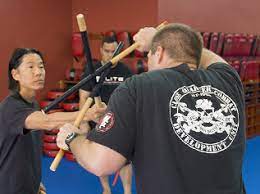 Though arnis history integrates native combat styles with old spanish fencing, a systematization degree was ultimately achieved, resulting in the unique, distinguishable, and exceptional filipino martial art. History Of Kali The Filipino Art Of Stick Fighting Elite Training Center
