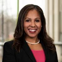 Kendall Lucas's Instagram, Twitter & Facebook