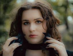 Maud Projects :: Photos, videos, logos, illustrations and branding ::  Behance