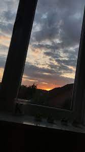 Objek pemandangan yang indah dapat meliputi pegunungan, sungai, danau, air terjun, taman berikut beberapa ulasan mengenai objek dan gambar pemandangan yang indah di indonesia. Paraiso Fotografi Alam Pemandangan Pemandangan Anime