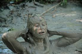 Darby Escapes 4 - free video - UMD