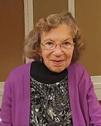 Sandra Fortier's Instagram, Twitter & Facebook