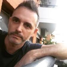 Conoce a Nicolás Welsh: te REGALAMOS este curso online para hacer BOMBONES  rellenos.