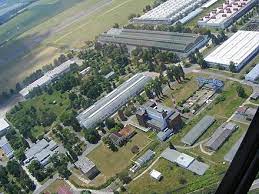 Our ground and flight test program runs full speed and the full trainer certification is targeted for the third quarter of 2020. Aero Vodochody Wikiwand