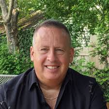 What information is available about Madeline Kascmarski's time as an  organist for the Mariners in the 70's?