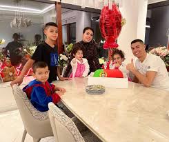 Maria dolores dos santos was diagnosed with breast cancer in 2007. All About Cristiano Ronaldo Dos Santos Aveiro Cristiano Via Ig 36 Years Old Unbelievable It