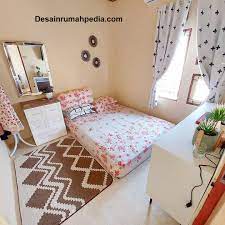 Di perkotaan, kamar tidur 3×3 meter dianggap cukup ideal untuk satu hingga dua orang penghuni., terutama yang baru saja menikah. Inspirasi Desain Kamar Lesehan Dengan Ukuran 3x3 M Dengan Konsep Kekinian Desainrumahpedia Com Inspirasi Desain Rumah Minimalis Modern