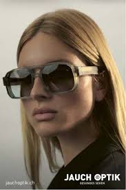 Feststimmung bei Pulverdampf und «Ordinäri»-Duft